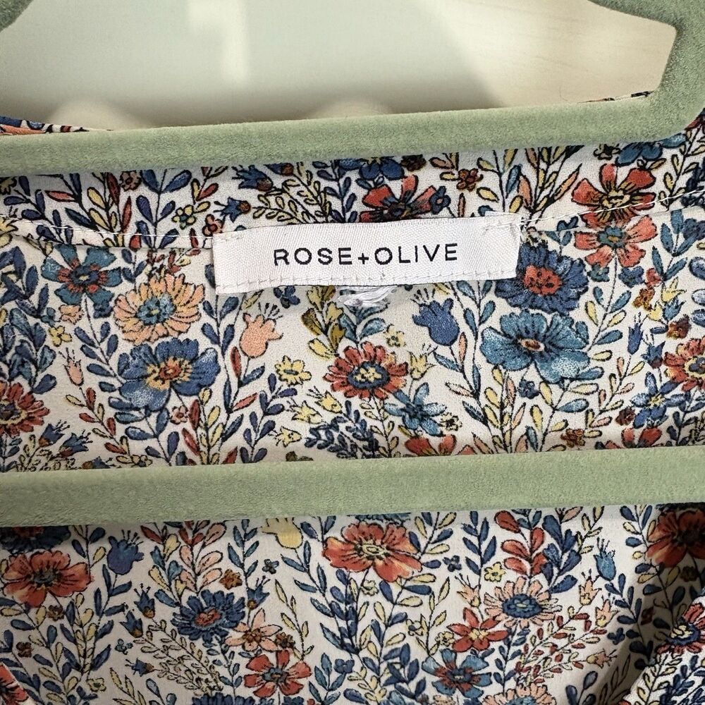 Rose + Olive Pintuck Blouse 2X Floral Blue White Pink Work Cottage Office Church - Picture 4 of 7